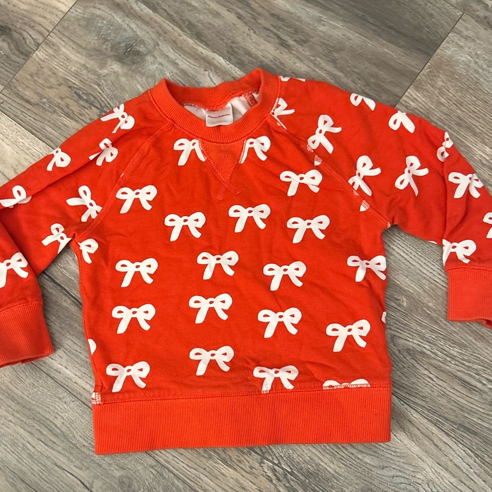 Hanna Andersson red sweatshirt bow pattern girls size 3 3t